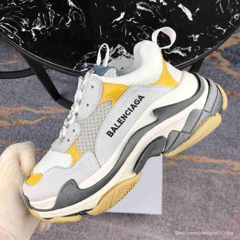 Men Balenciaga Triple-S Sneaker Grey