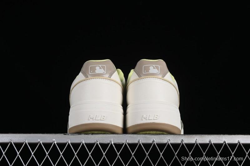 MLB Chunky Liner Basic New York Yankees Thick Sole Platform Sneakers with 6cm Height Increase - 3ASXCA12N50BGS