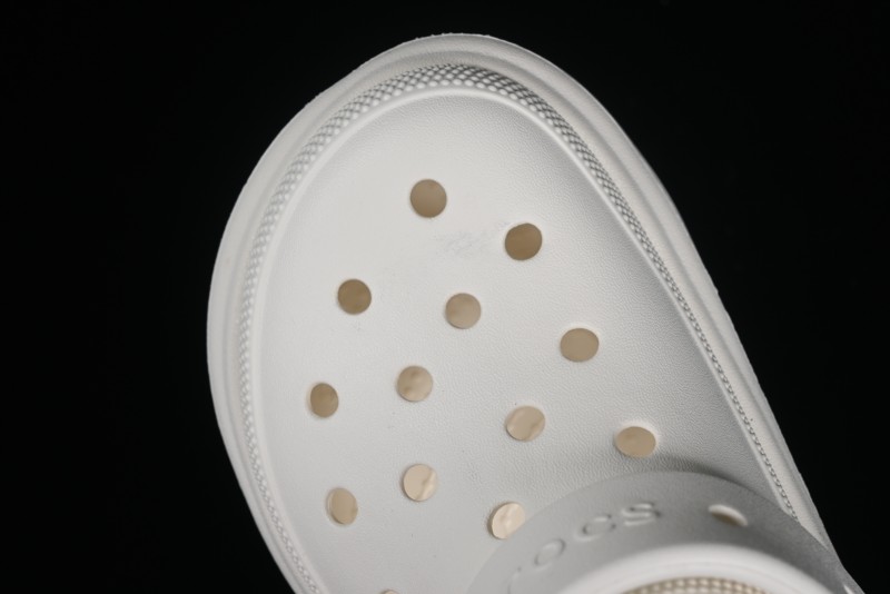 Crocs Classic Clog Retro Beach Sandals with Adjustable Heel Strap and Thick Sole - B.D4