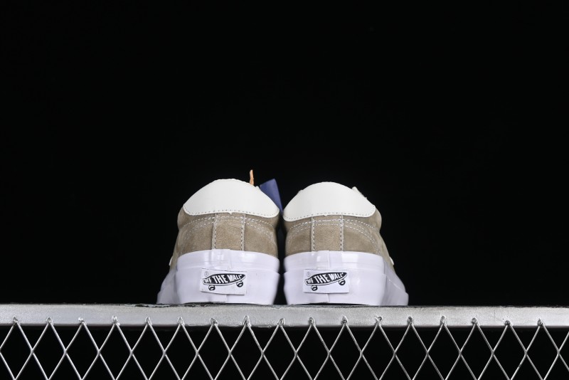 Vans Vault OG Epoch Sport Lx Full Suede Retro Low Top Canvas Vulcanized Shoes - VN000CQBOLV