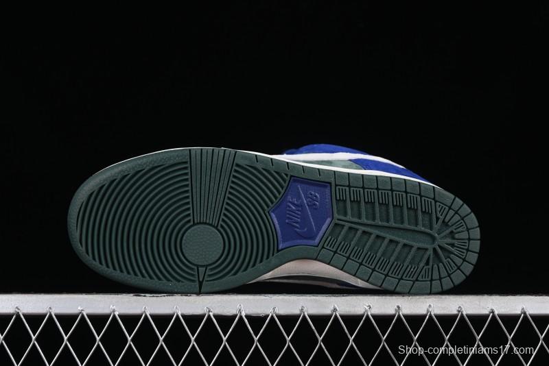 Nike SB Dunk Low Skateboarding Shoes - HF3704-400