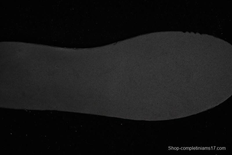 Stussy x Nike Dunk Low SB Skate Shoes in White-Black - FC1688-137