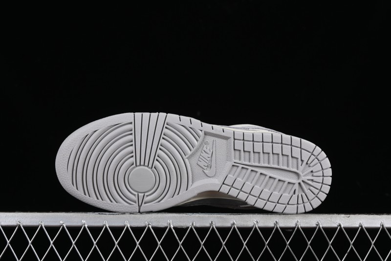 Nike SB Dunk Low The North Face Collaboration - Beige Suede Anniversary High-End Custom Low-Top Casual Skate Shoes - XD6188-020