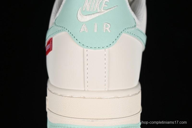 Supreme x Nike Air Force 1 '07 Low Collaborative Sneakers in Youthful Green - HD1968-023