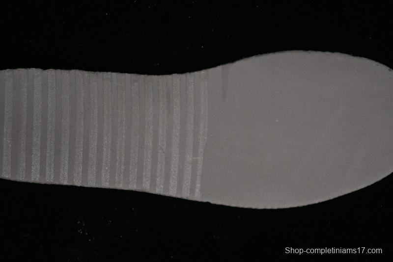 Nike Air Force 1 '07 Low Casual Sneakers with Broken Swoosh Design - HF9096-001