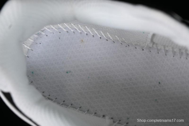 MLB NY Yankees Chunky Liner Classic Monogram Lightweight Platform Sneakers with 6cm Height Boost - 3ASXCMN4N50BKS