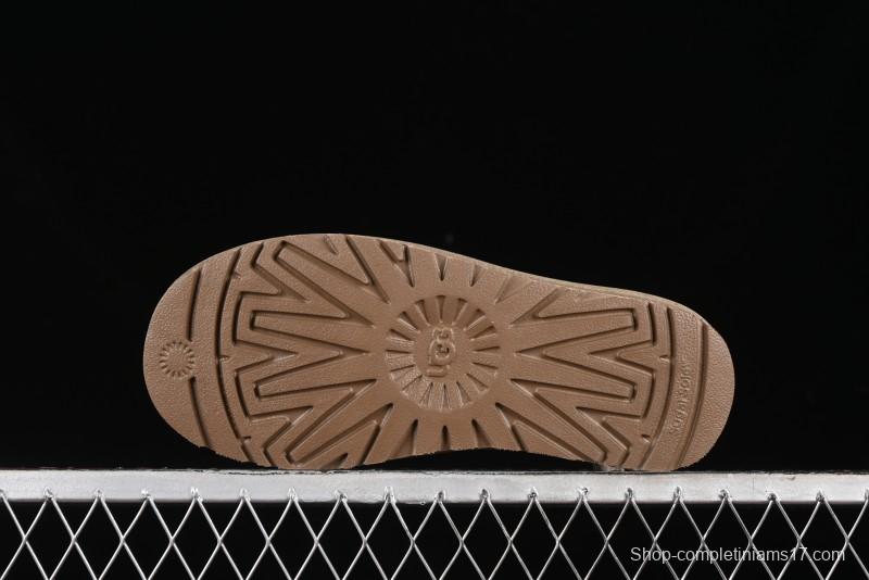 UGG Classic Ultra Mini Short Boots with Genuine Australian Sheepskin and TREADLITE Outsole - 1116109