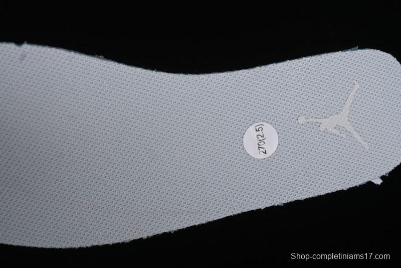 Nike Air Jordan 1 Low Casual Sneakers in White-Grey - FQ7687-300