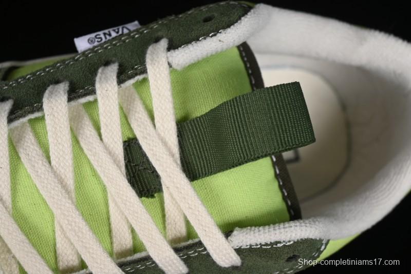 Vans Chukka Push Low-Top Skate Shoes with Slip-Resistant Sole in Apple Green - VN0008ZE08P