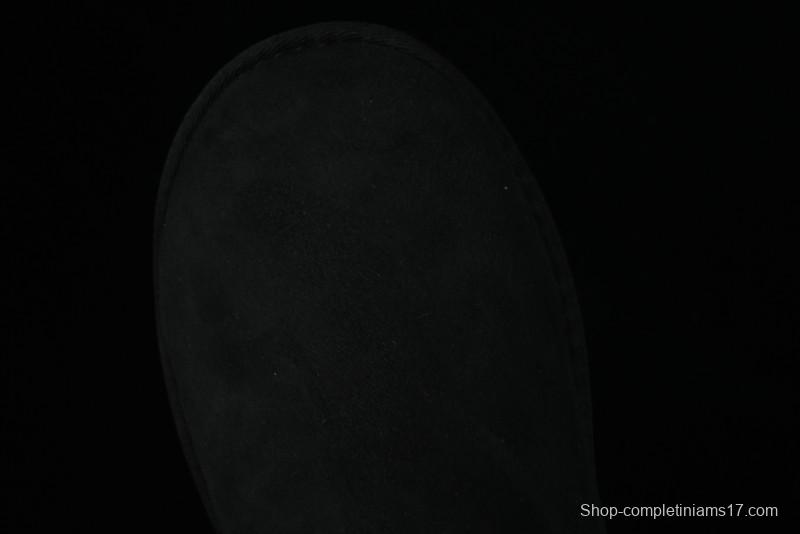 UGG Classic Ultra Mini Short Boots with Genuine Australian Sheepskin and TREADLITE Outsole - 1116109