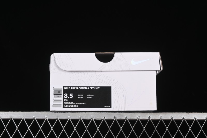 Nike Vapormax Flyknit Breathable Casual Running Shoes with Full-Length Air Cushion - 849558-006