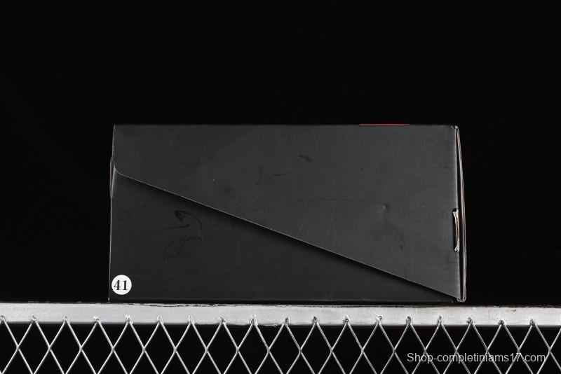 Nike Dunk Low CNY Year of the Dragon Limited Edition SB Lace-Up Casual Sneakers with Silver-White Design - DV0831-101