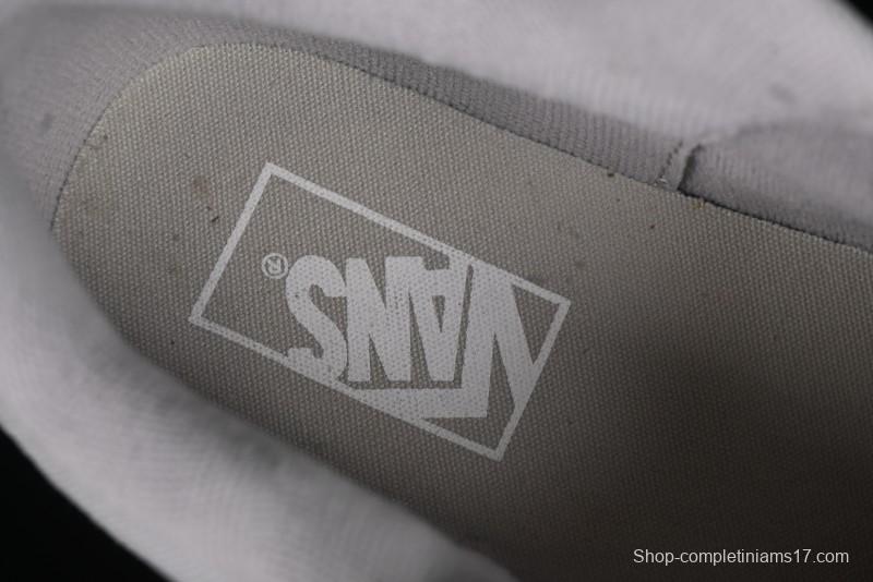 Vans Knu Skool Low Top Retro Casual Vulcanized Sneakers in Grey - VN000CRPBXC