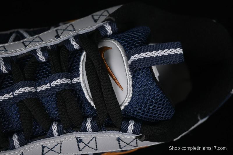 Nike Air Humara Retro Trail Running Shoes with 1990s Outdoor Style - FJ7098-300