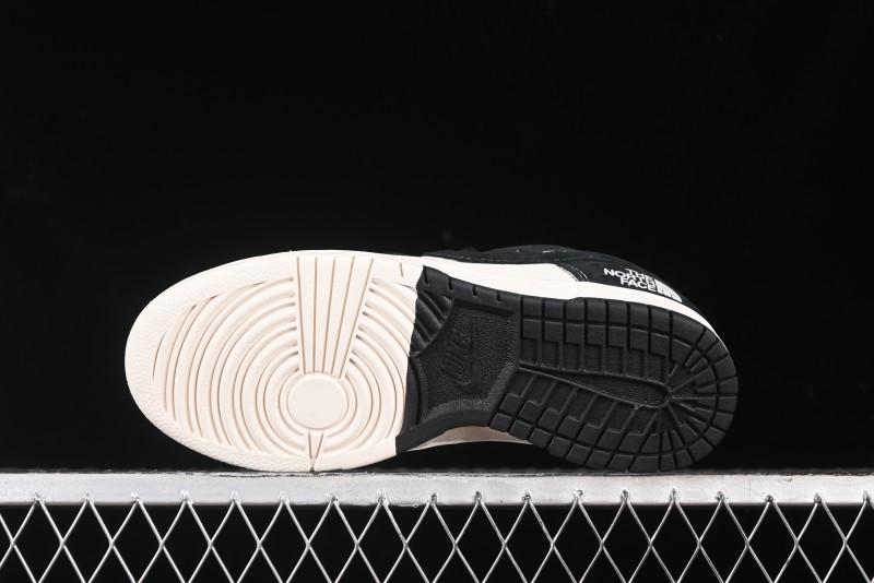 Nike SB Dunk Low The North Face Collaboration - Black Pig Eight Black Hook Anniversary High-End Custom Low-Top Casual Sneakers - SJ1089-011