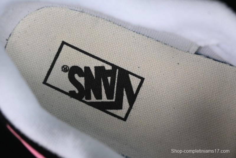 Vans Classics Knu Skool Retro Sneakers with Enlarged Toe & Thickened Tongue - VN0009QCB9P