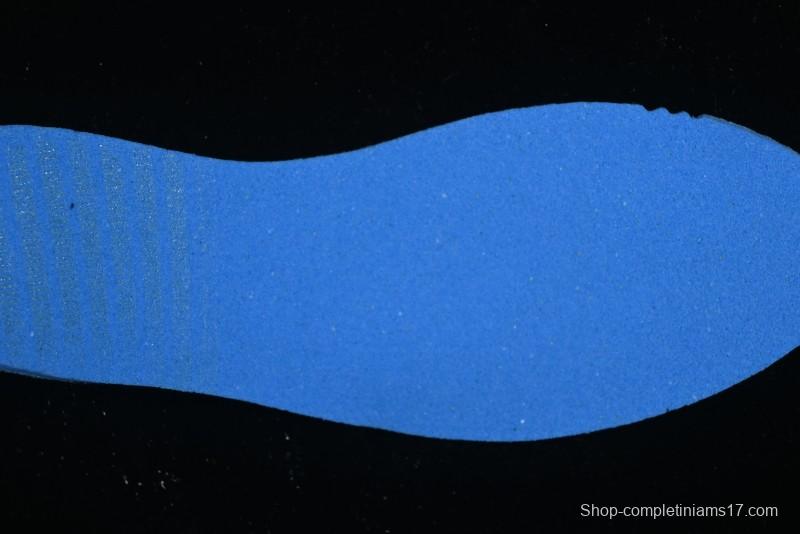 Nike Air Jordan 4 Retro Sneakers in White, Oxidized Green and Neutral Grey - AQ8138-103