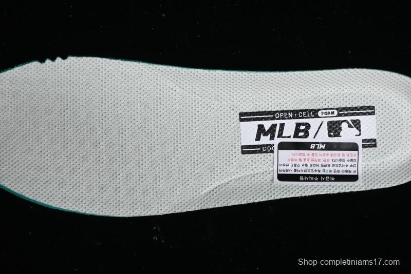 MLB Chunky Liner Basic New York Yankees Thick Sole Casual Sneakers with 6cm Height Increase - 3ASXCBO3N50COS