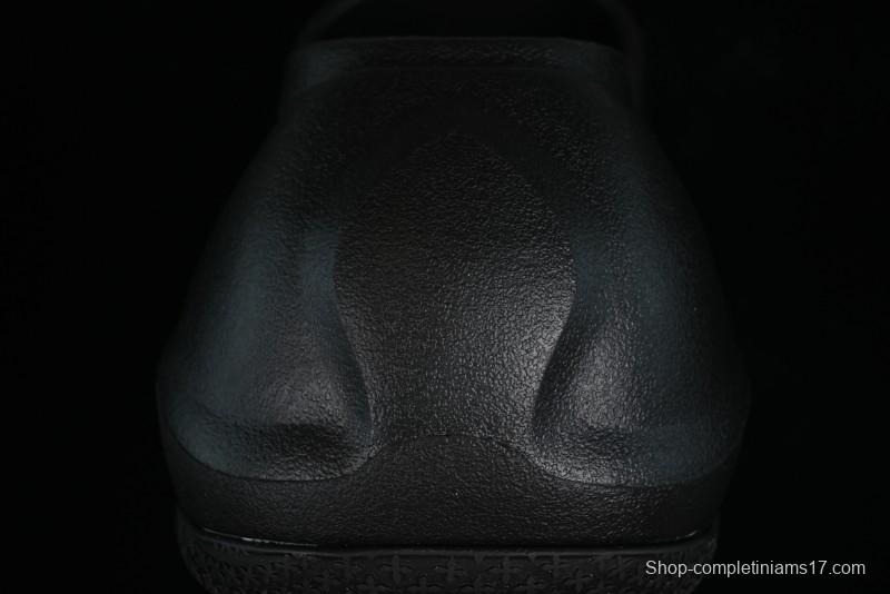 SMFK COMPASS Embossed One-Word Platform Slides - E9066