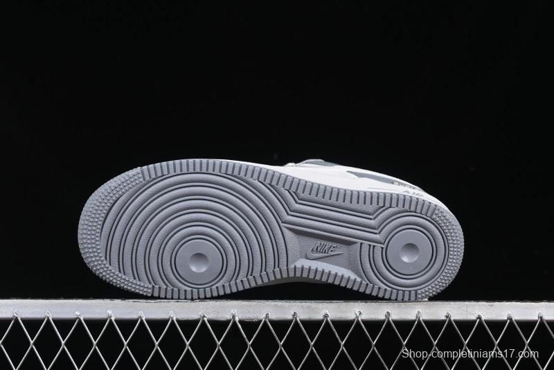 Nike Air Force 1 '07 Low Supreme Collaboration Polka Dot Swoosh Casual Sneakers - DM6688-023