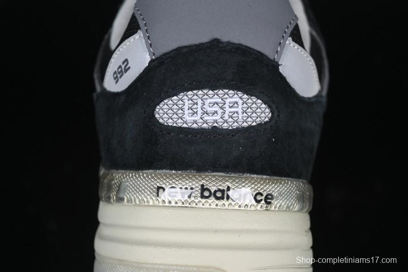 New Balance Made In USA 992 Classic Retro Running Sneakers with Superior Comfort - M992BK