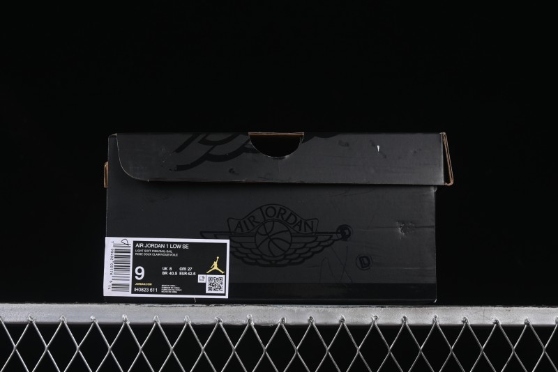 Nike Air Jordan 1 Low AJ1 Retro Casual Sneakers in Youthful Pink - IH0823-611