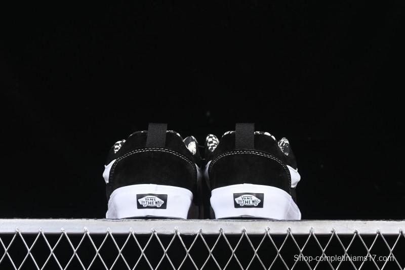 Vans Knu Skool Low Top Retro Casual Vulcanized Sneakers - VN000CS00YK