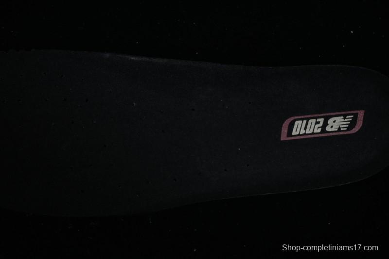 New Balance 2010 Series Retro Casual Running Shoes with Soft Suede and Nylon Mesh - M2010RN