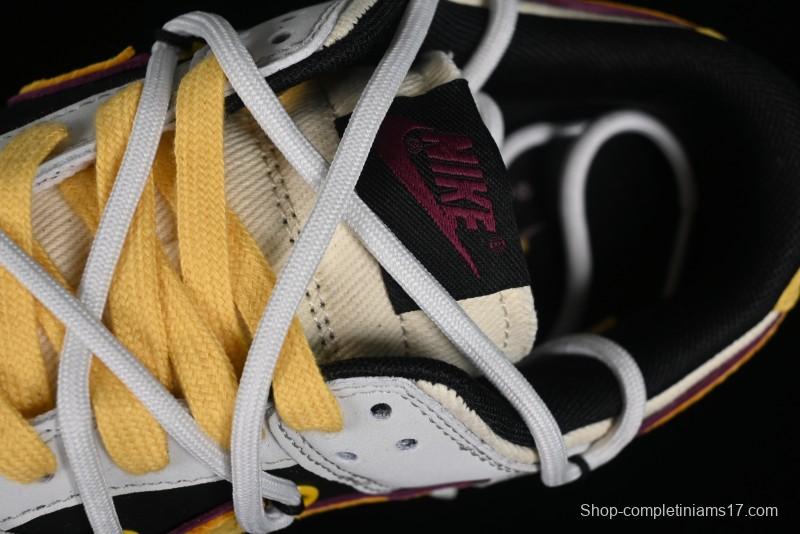 Nike SB Dunk Low Custom Collaboration Otomo Katsuhiro x Nike SB Dunk Low "Steamboy OST" - CT0856-101