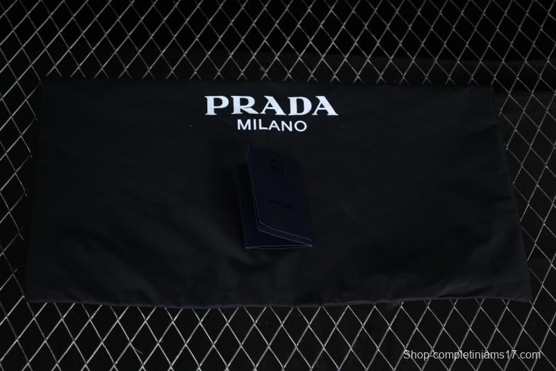 Prada Cloudbust Air Thunder Lifestyle Low-Top Sneakers with Anti-Slip and Wear-Resistant Design - 1E819L