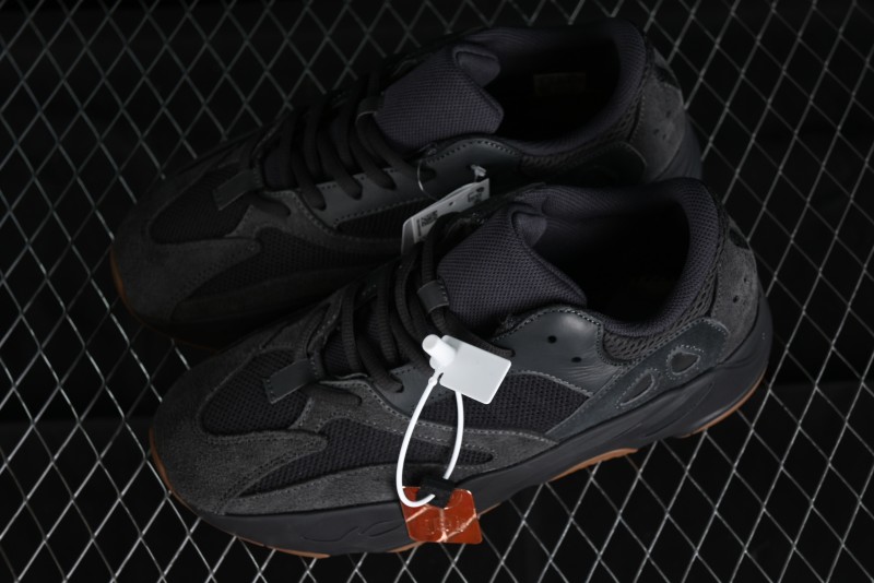 Adidas Yeezy Boost 700 V2 Utility Black Running Shoes with 3M Reflective Details - FV5304