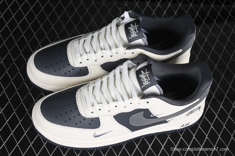Nike Air Force 1 '07 Low Stussy Collaboration - Light Grey Triple Swoosh Low-Top Casual Sneakers - KK1988-037