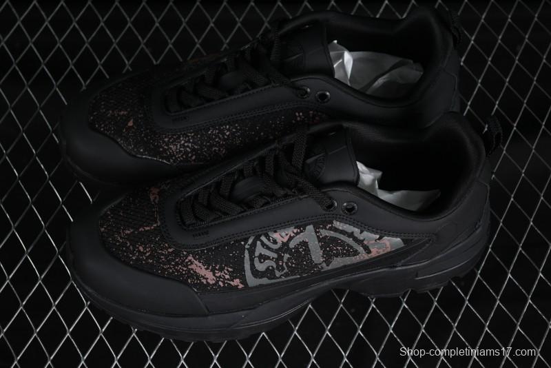 Stone Island Grime Panelled Low-Top Lifestyle Sneakers in Dark Brown - 79FWS0303