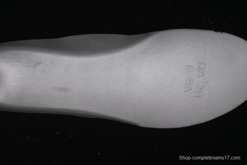 New Balance Fresh Foam X More V3TDS Low-Top Running Shoes with Durable Slip-Resistant Outsole - MTMORUG3