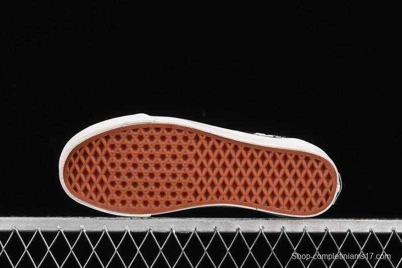 Vans Old Skool 36 Low-Top Retro Skate Shoes - VN000D56BA2