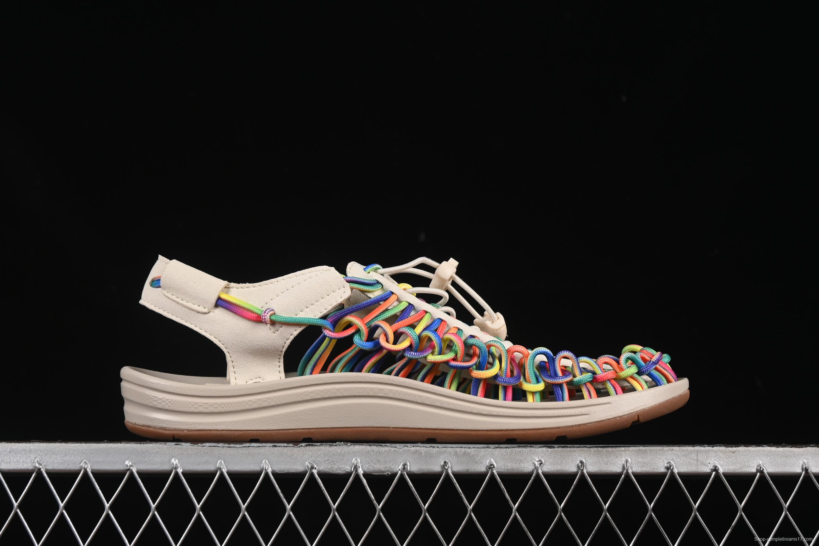 Keen Uneek Flat-M Woven Elastic Strap Camouflage Outdoor Sandals for Hiking and Water Sports - 1025169 CAMOUFLAGE