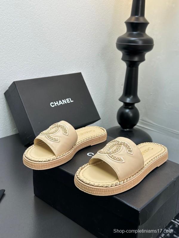 2025 Slippers Chanel Beige Leather Slippers