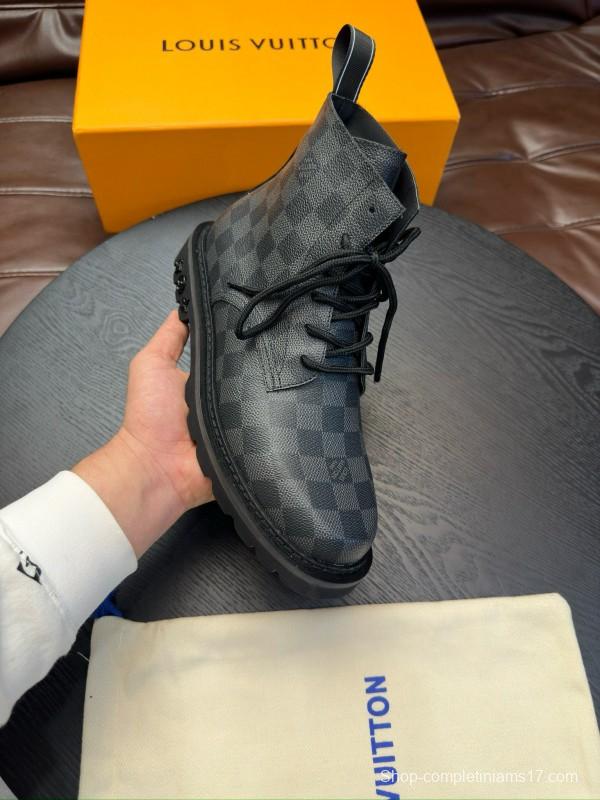 2024 Men Louis Vuitton Black Grey Leather Ankle Boots MJ00440