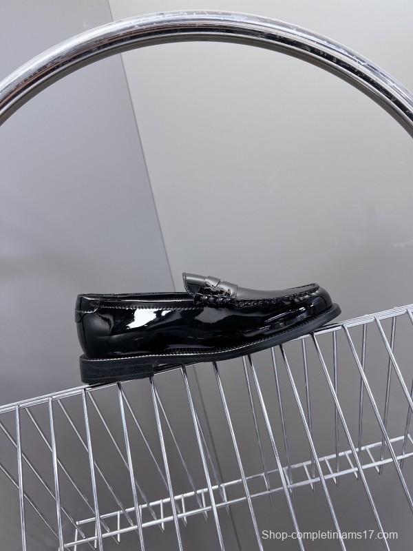 2025 Women Yves Saint Laurent Black Calf Leather Loafers KFY00350
