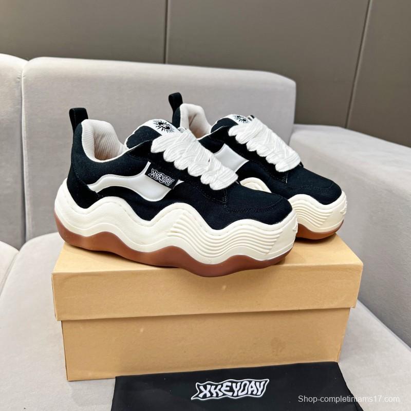 2025 Unisex HEYDAY Black White Canvas Suede Wave Pattern Sneakers KFY00260