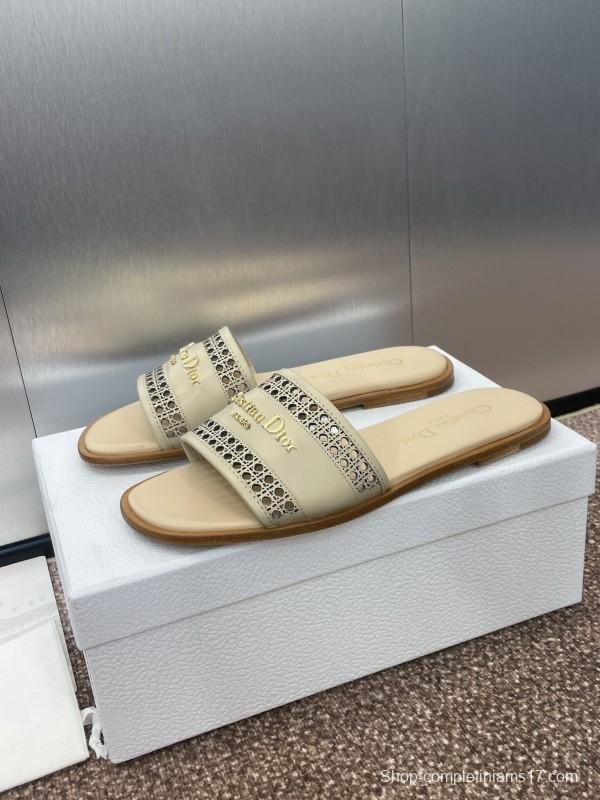 2025 Women Dior Beige Leather Slippers KFY00300