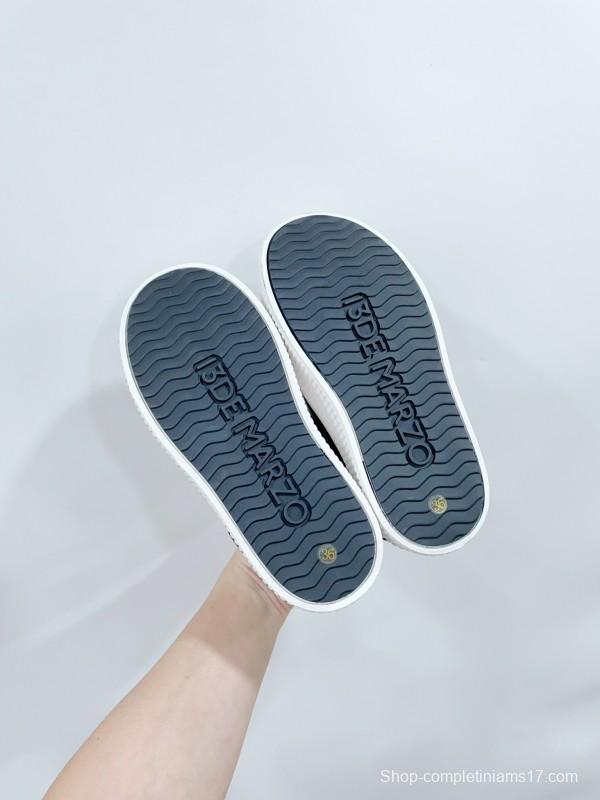 2025 Women 13DE MARZO Black White Leather Casual Sneakers Plush Toy KFY00300