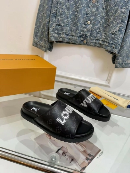 2025 Slippers Louis Vuitton Black Leather Slippers LY