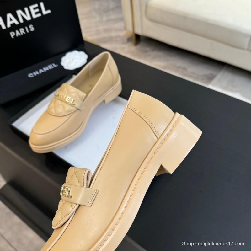 2025 Women Chanel Beige Leather Loafers KFY00310
