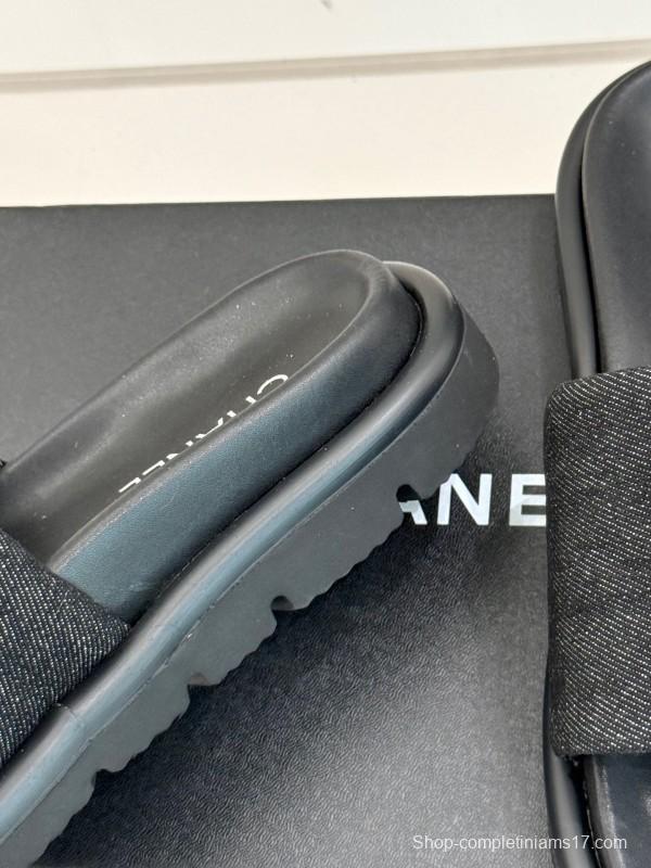 2025 CHANEL Black Fabric Slippers KFY00220