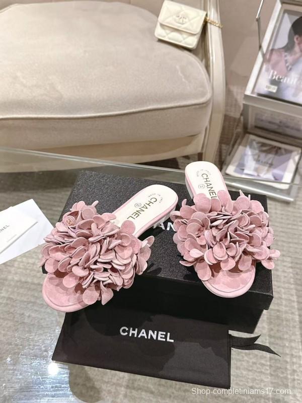 2025 Women Chanel Pink Suede Slippers Floral B2032-2