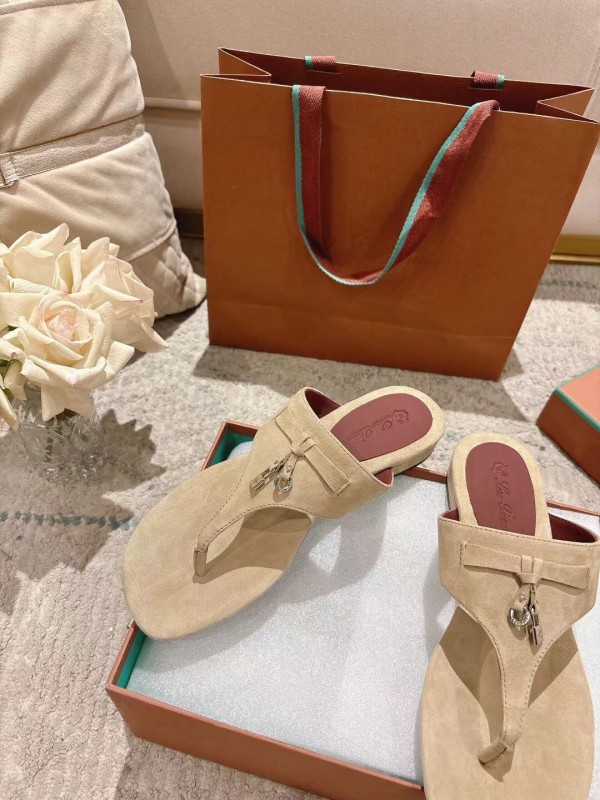 2025 Slippers Le Parmentier Beige Suede Slippers LY00250