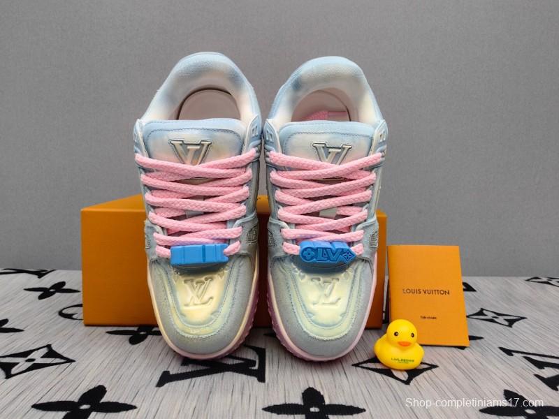 2025 Unisex Louis Vuitton Pink Grey Denim Sneakers KFY00510