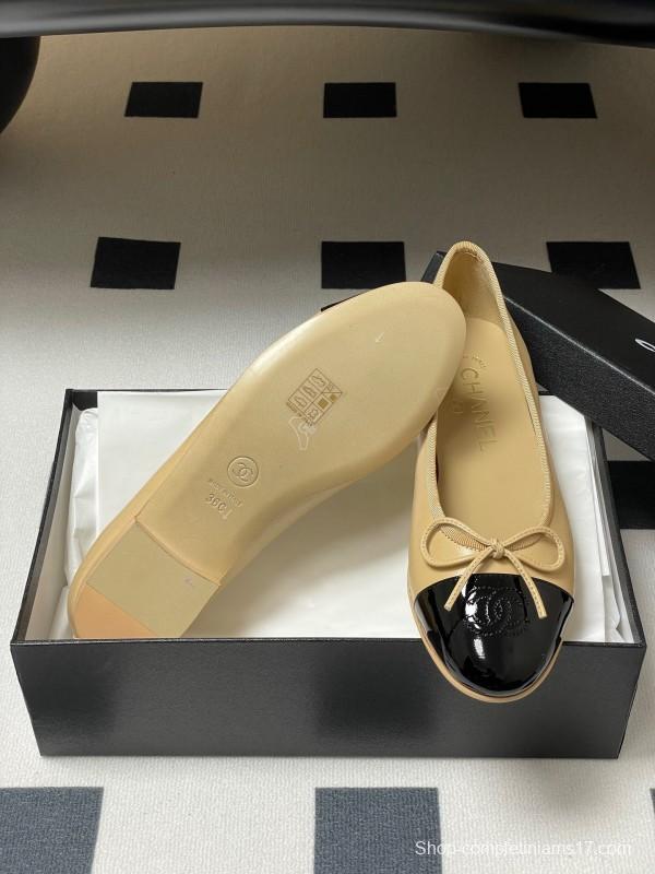 2025 Women Chanel Beige Black Leather Ballet Flat Bow