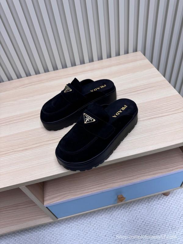 2025 Women Prada Black Suede Loafers Slip-On KFY00280